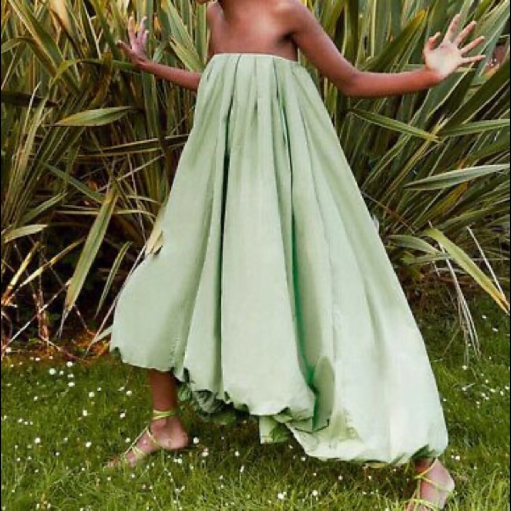 NWT Zara midi strapless puff dress